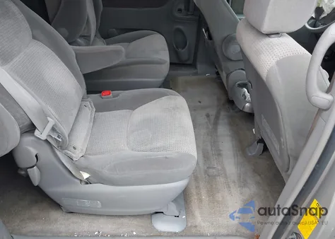 2007 Toyota Sienna Le z USA, uszkodzony, nr VIN 5TDZK23C47S037725